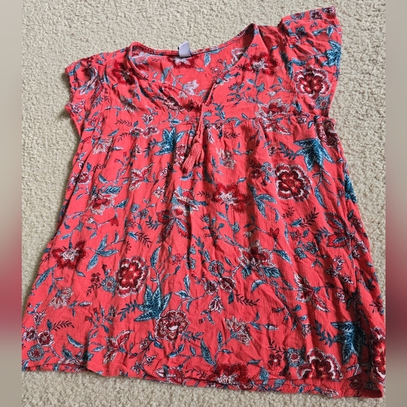 Old Navy Tops - 53. O.N. 100% Rayon Front Tassle Tie Floralcore Short Sleeve Top